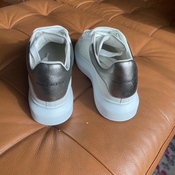 SOLD*** - Picture 4 of 8